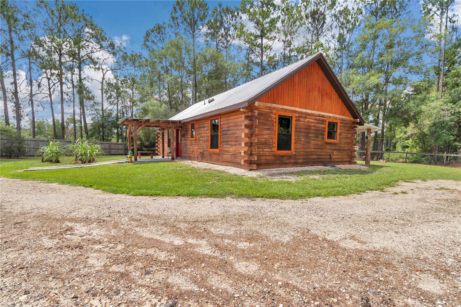 Image 18 of 55 For 5630 183rd Avenue Road