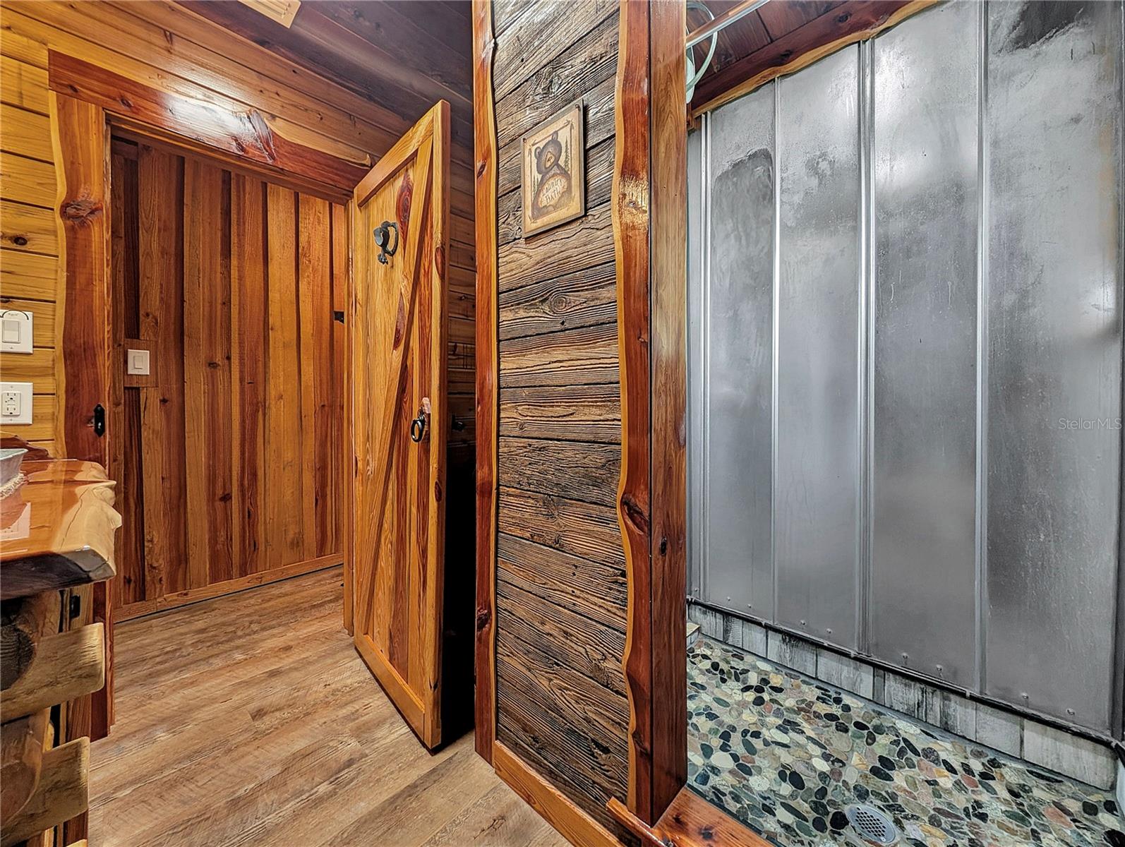 Image 30 of 55 For 5630 183rd Avenue Road
