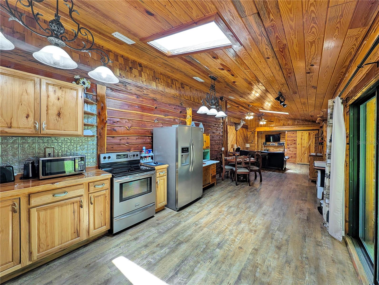 Image 35 of 55 For 5630 183rd Avenue Road
