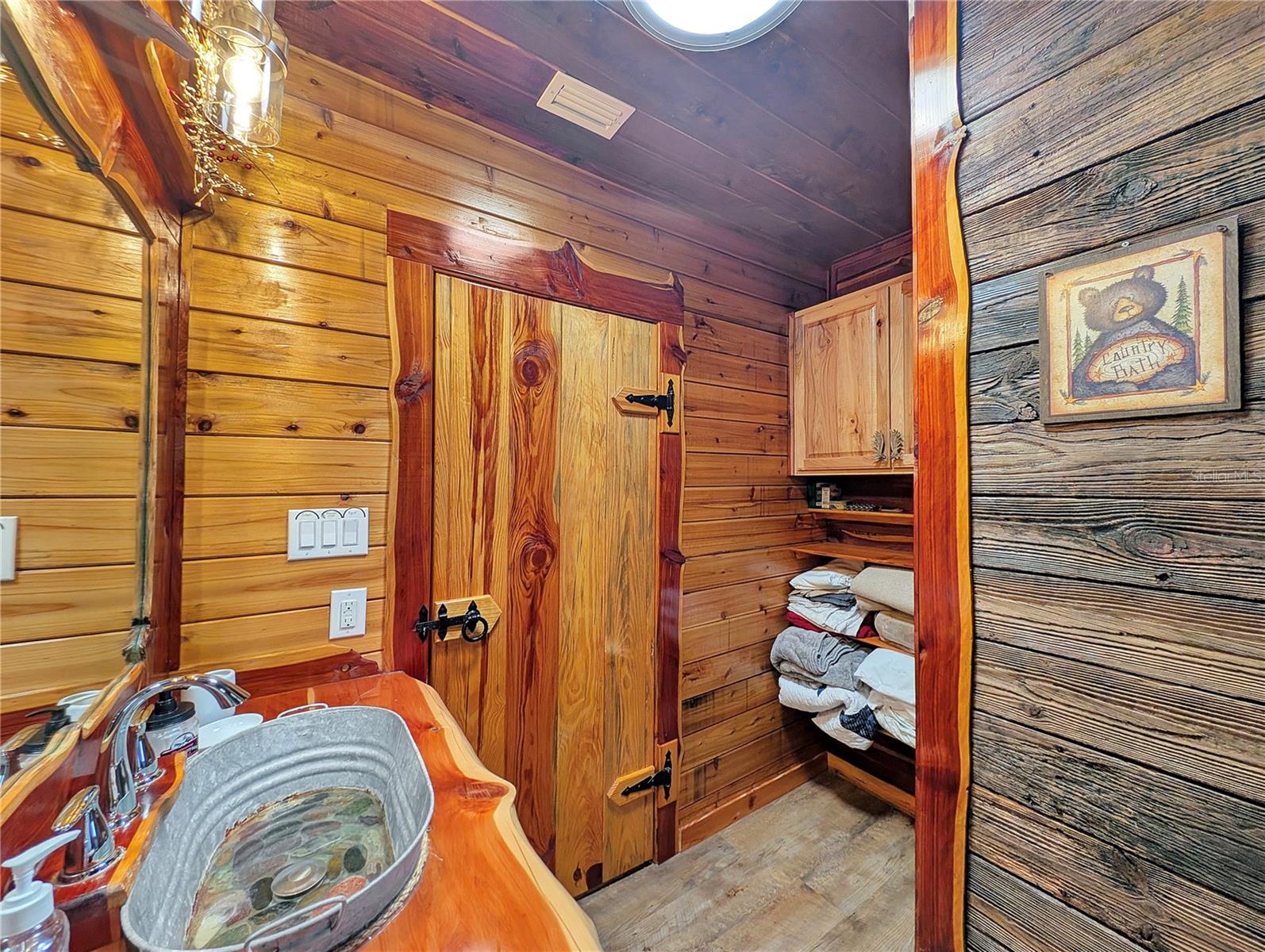 Image 36 of 55 For 5630 183rd Avenue Road