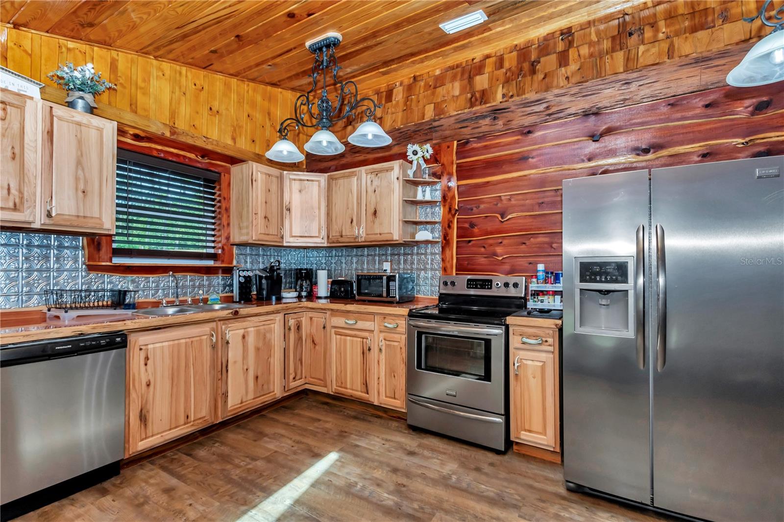 Image 42 of 55 For 5630 183rd Avenue Road