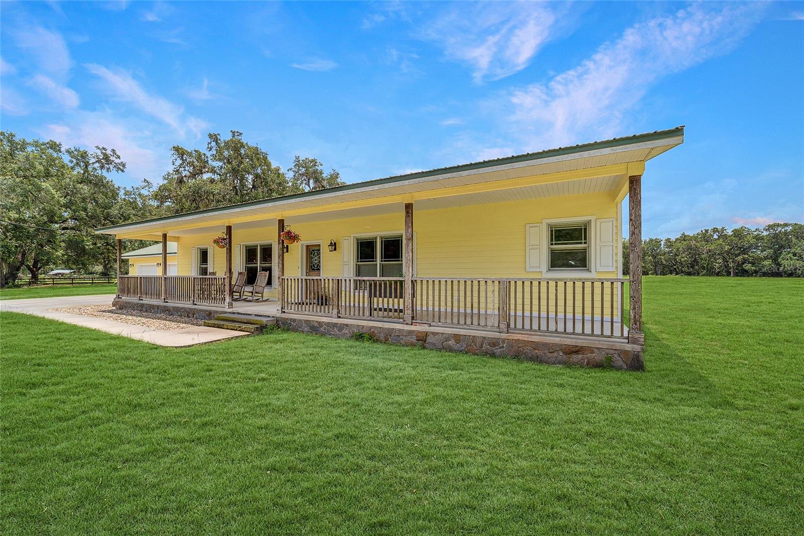 Image 3 of 96 For 975 Cr 542e  