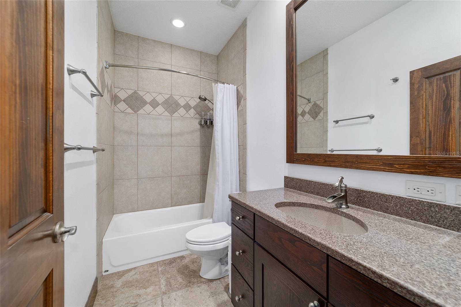 Image 39 of 96 For 975 Cr 542e  