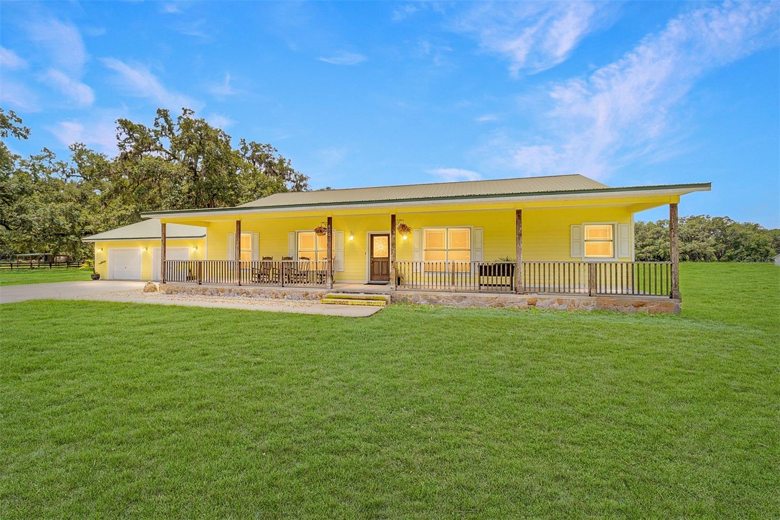 Image 4 of 96 For 975 Cr 542e  