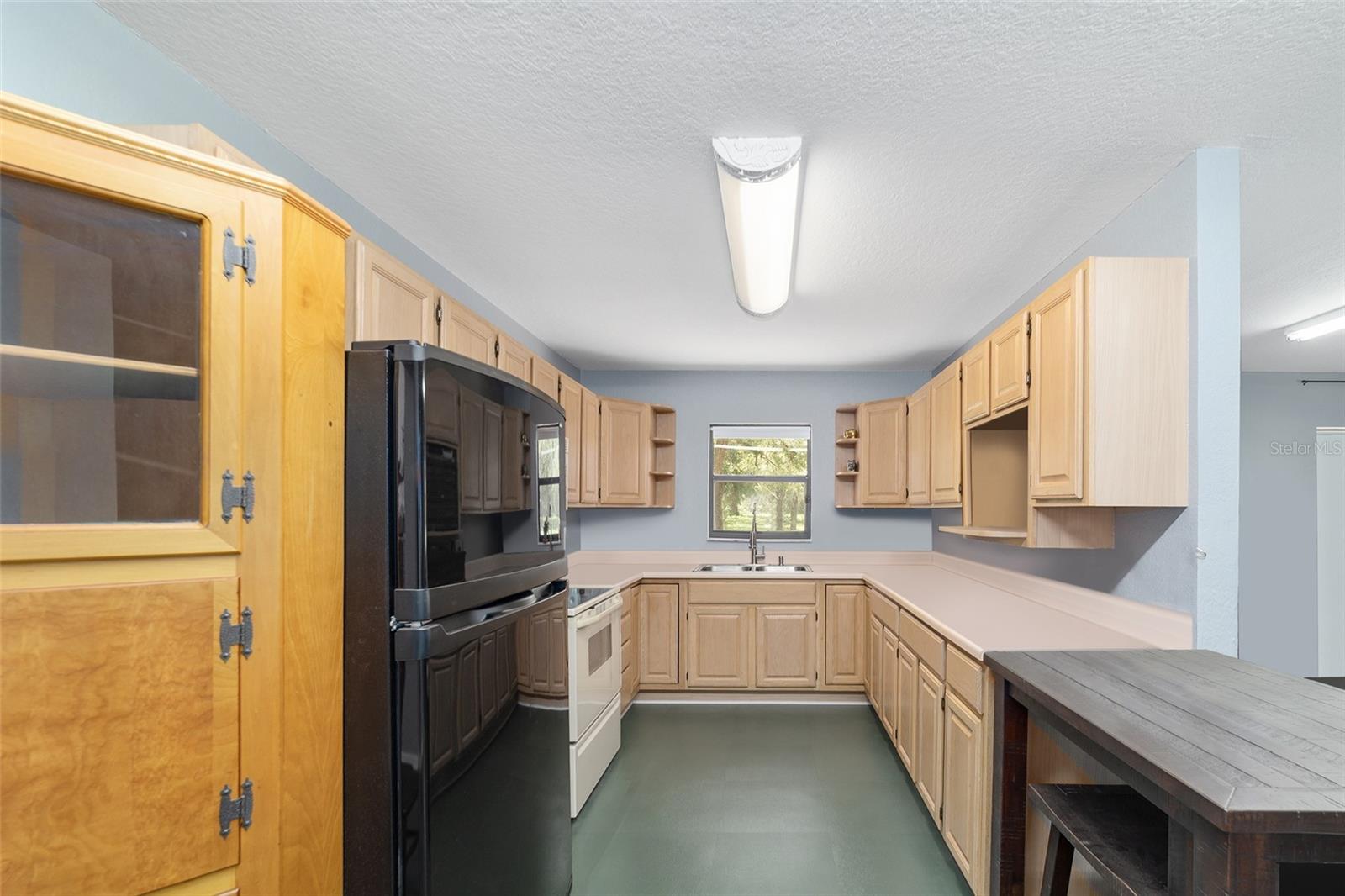 Image 56 of 96 For 975 Cr 542e  