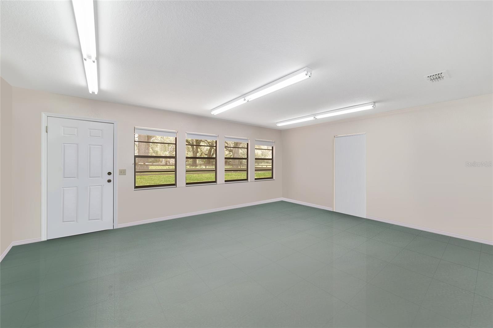 Image 58 of 96 For 975 Cr 542e  