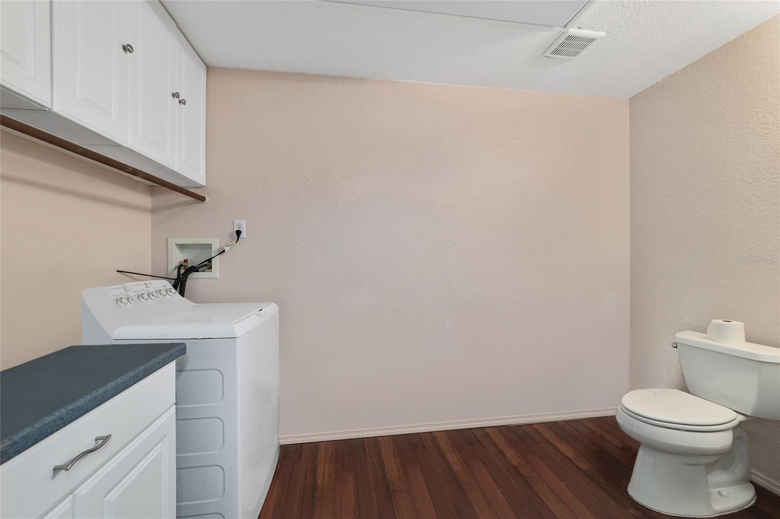 Image 75 of 96 For 975 Cr 542e  