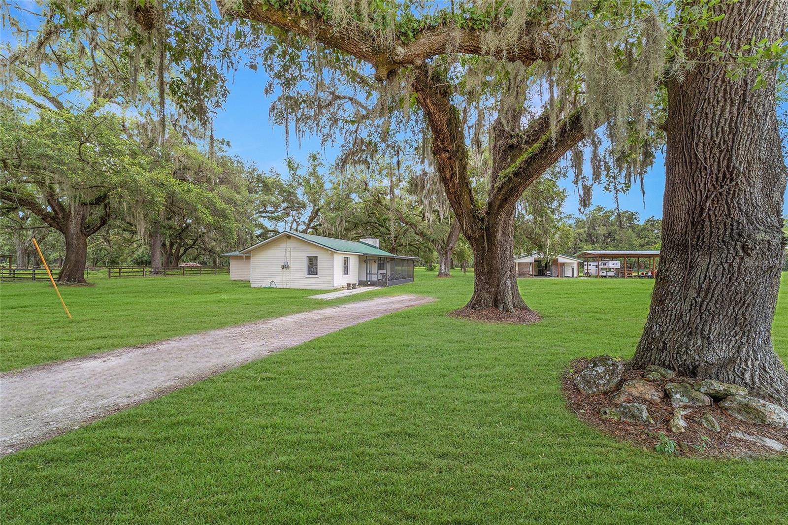 Image 89 of 96 For 975 Cr 542e  