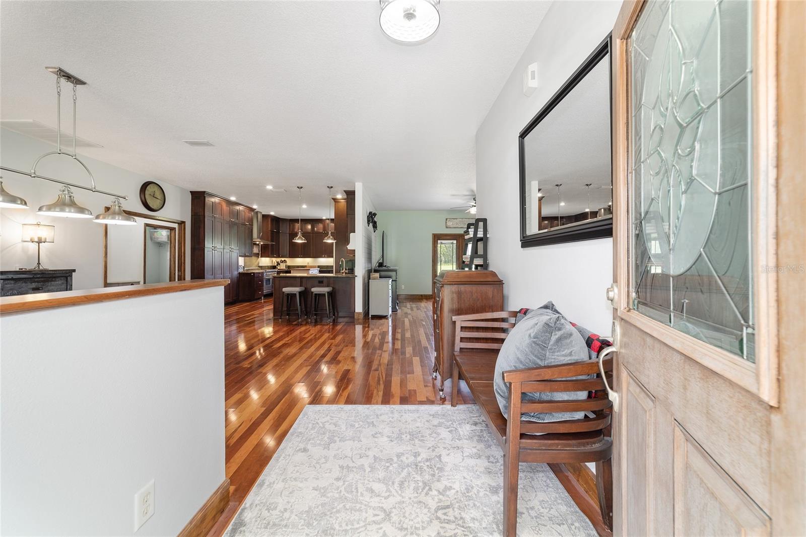 Image 9 of 96 For 975 Cr 542e  