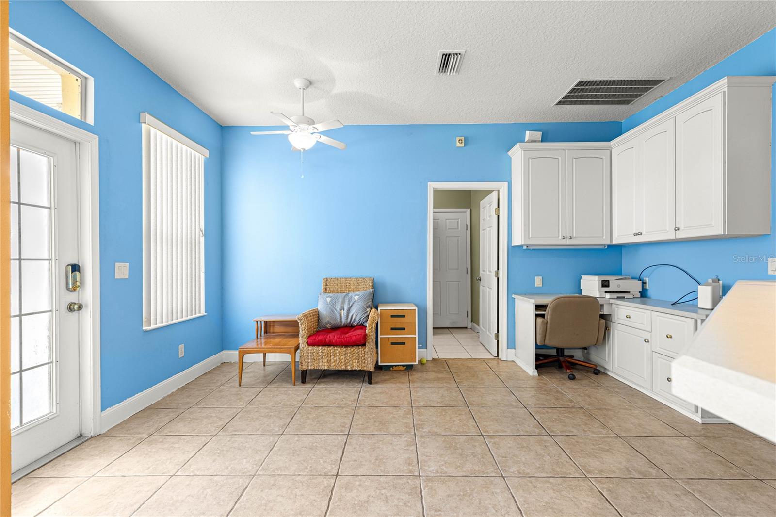 Image 7 of 47 For 6551 11th Loop