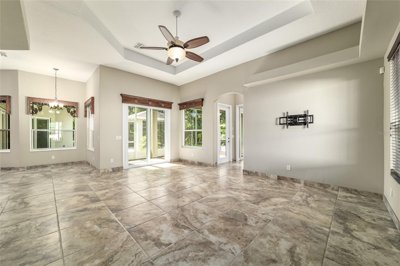 Image 38 of 90 For 3188 Chandler Drive