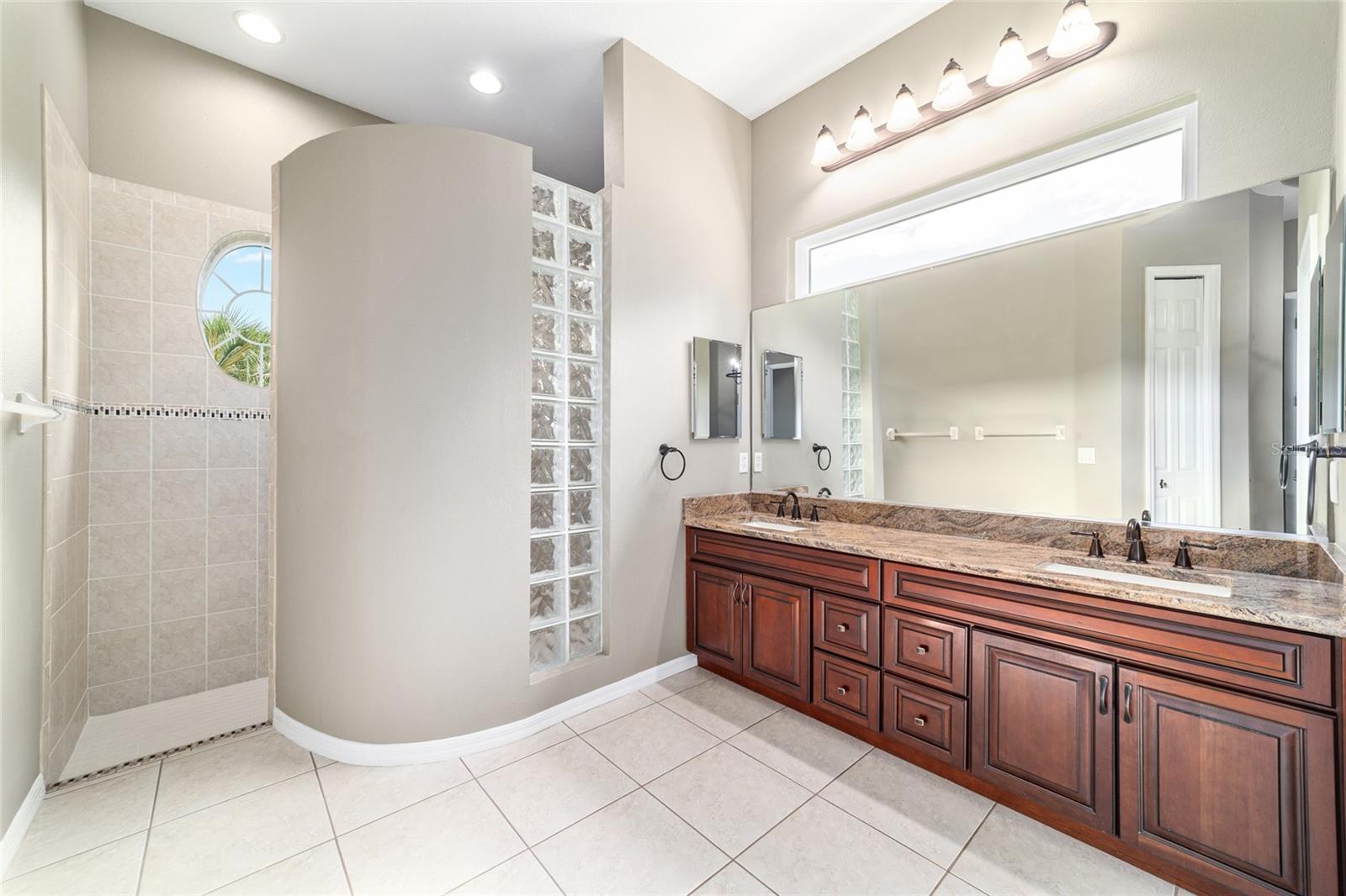 Image 46 of 90 For 3188 Chandler Drive