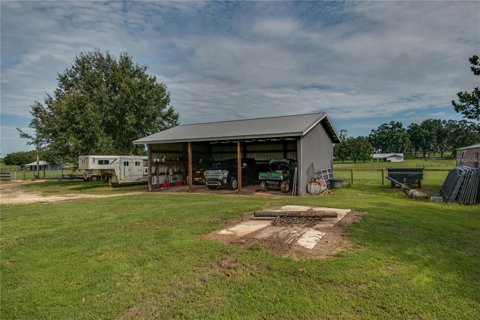 Image 39 of 56 For 12895 Gainesville Road