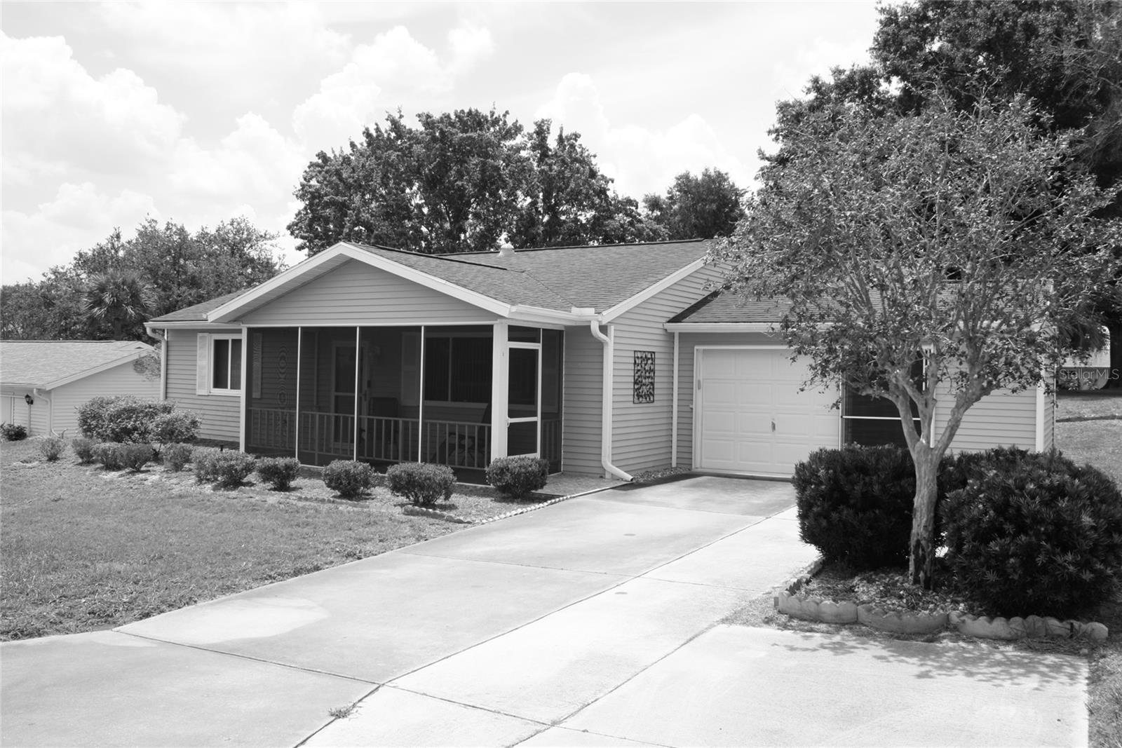 Image 4 of 33 For 8650 108th Place