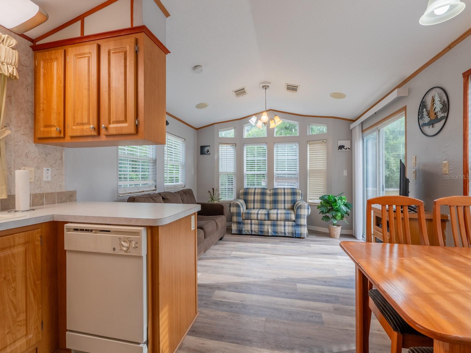 Image 8 of 27 For 15991 243rd Place Road 32