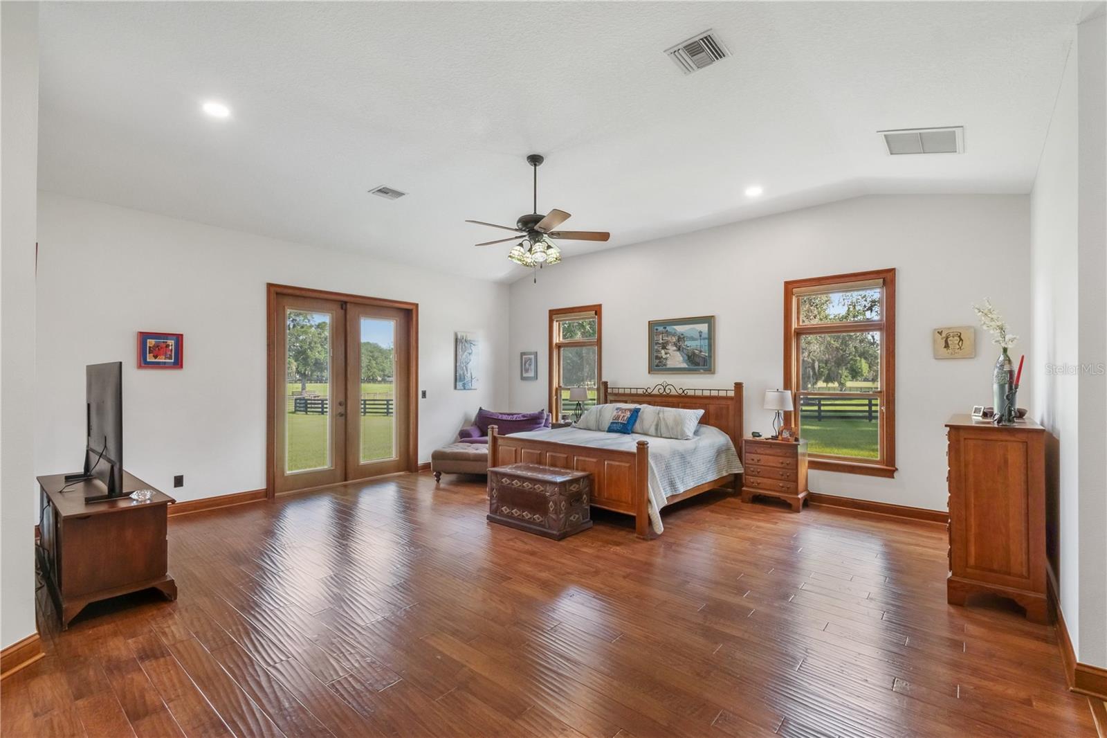 Image 19 of 75 For 6140 145th Avenue Road