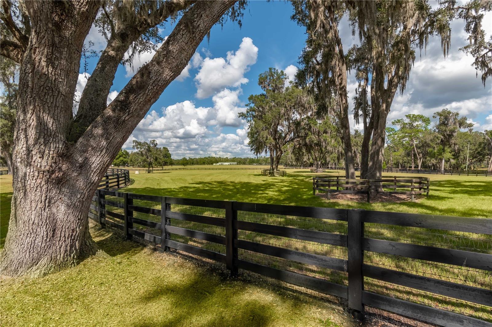 Image 32 of 75 For 6140 145th Avenue Road