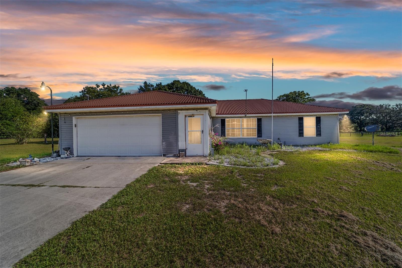 Details for 475 155th Place, CITRA, FL 32113
