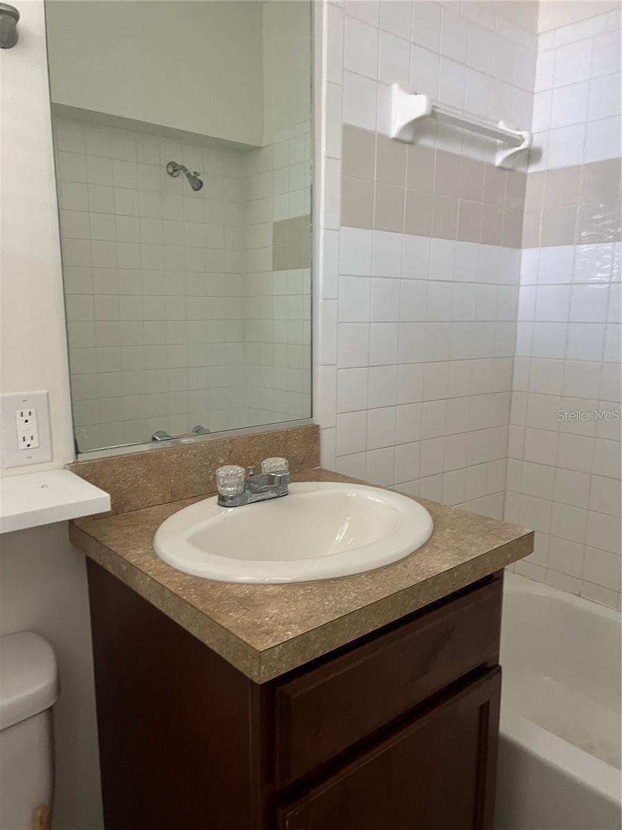 Image 2 of 14 For 32 9th Avenue 1