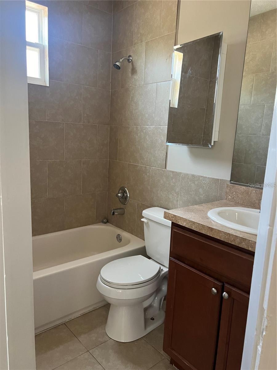 Image 3 of 14 For 32 9th Avenue 1