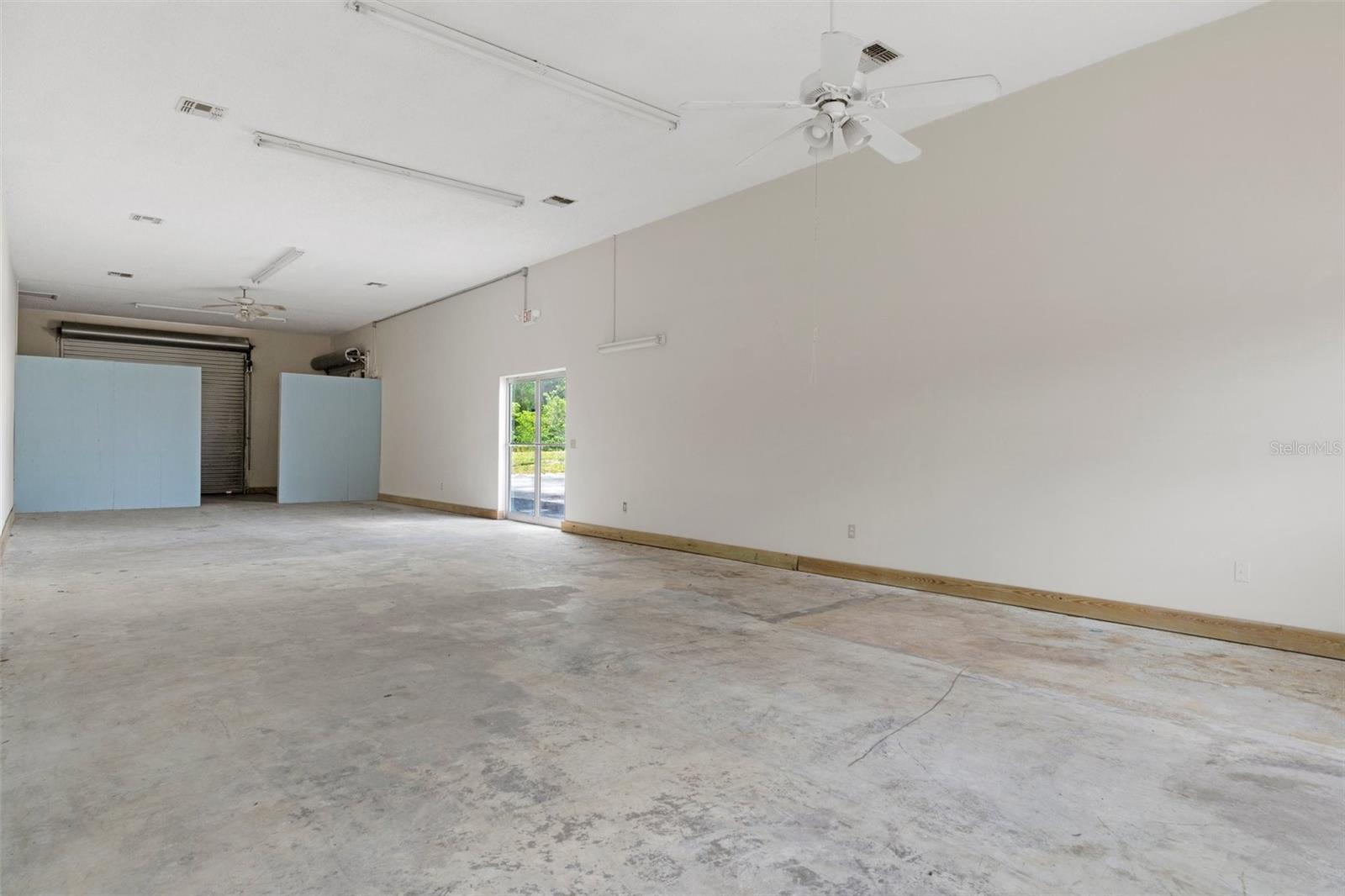 Listing photo id 10 for 2602 Highway 44 W