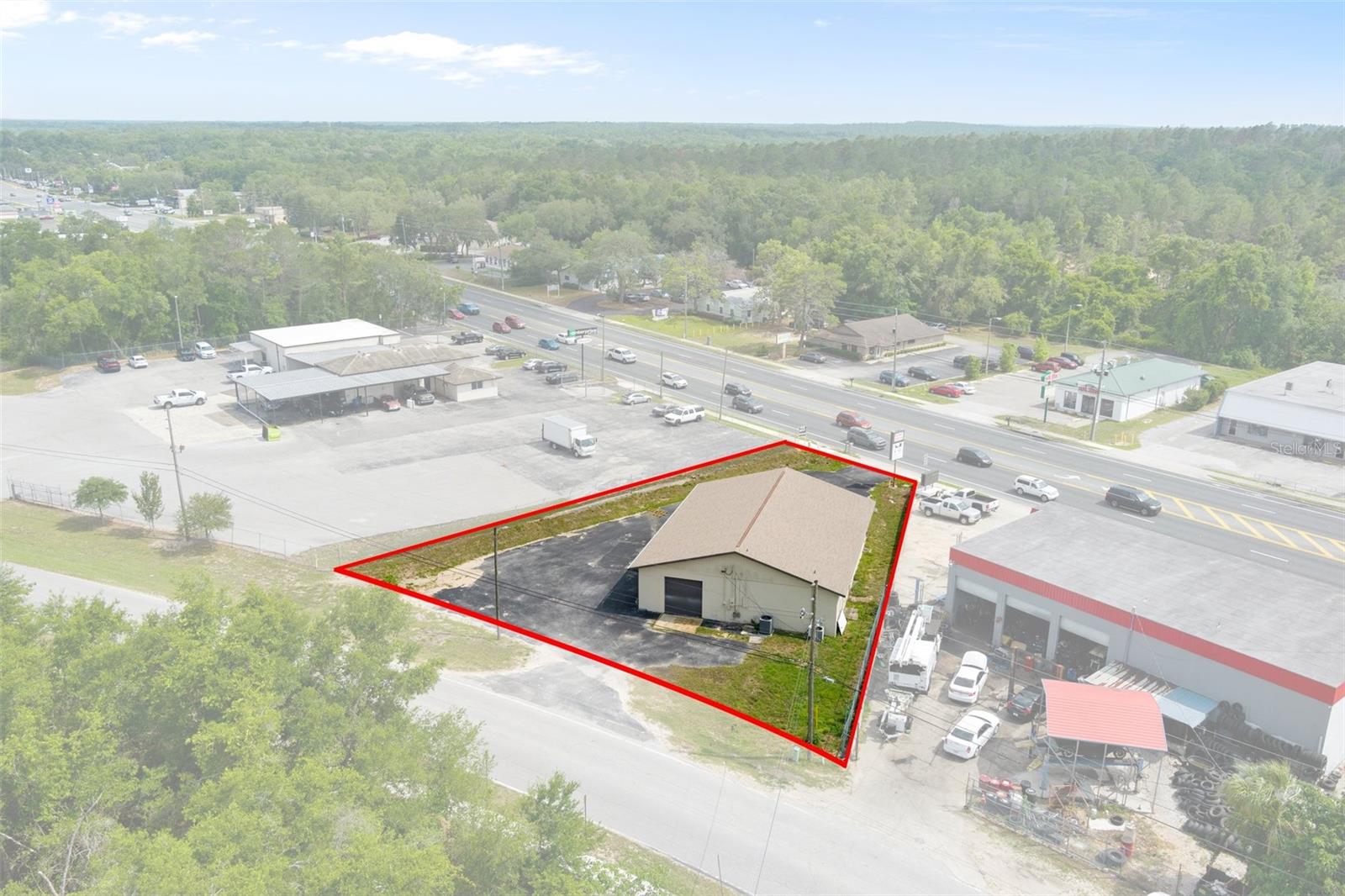Listing photo id 26 for 2602 Highway 44 W