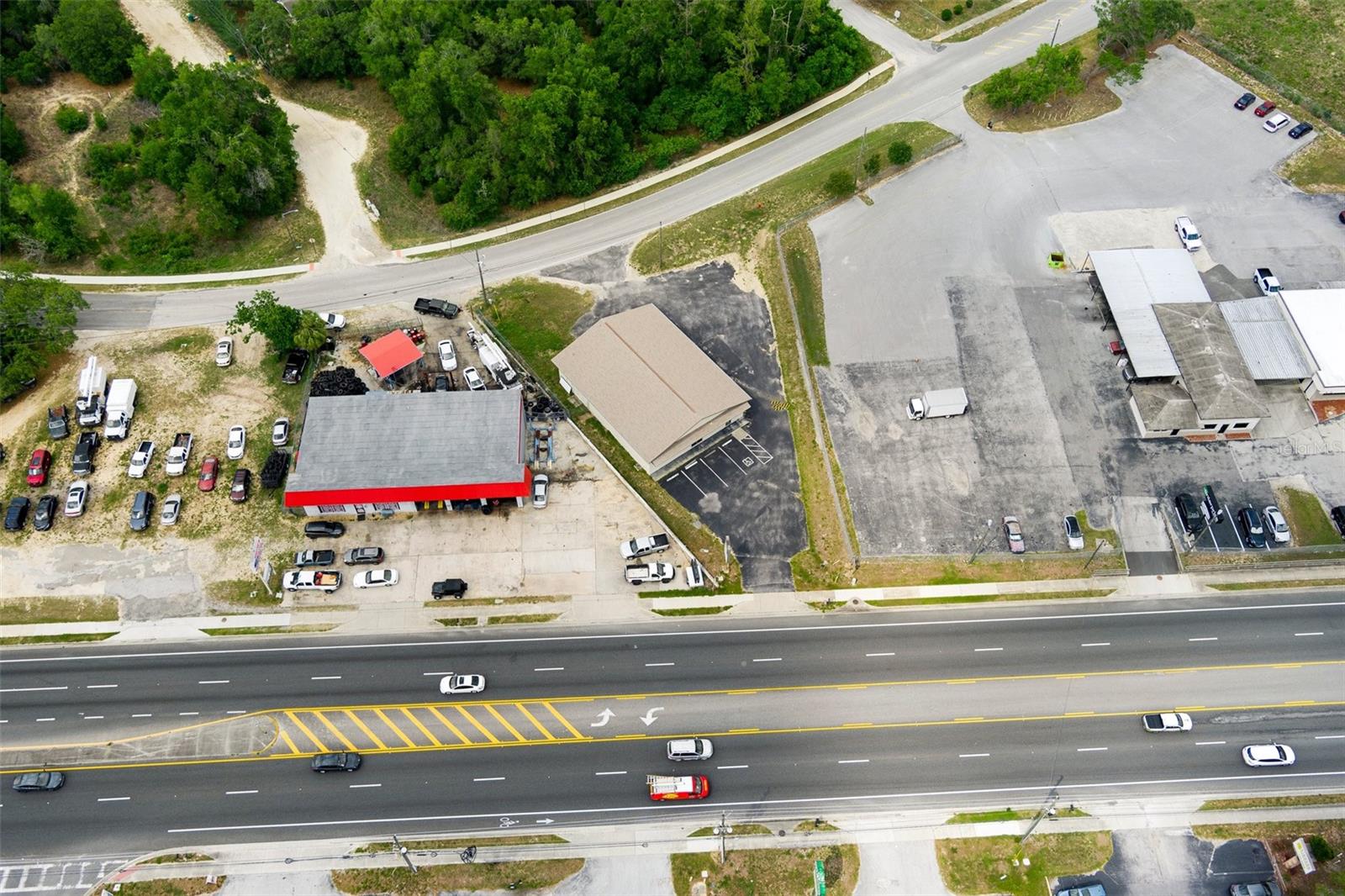 Listing photo id 27 for 2602 Highway 44 W