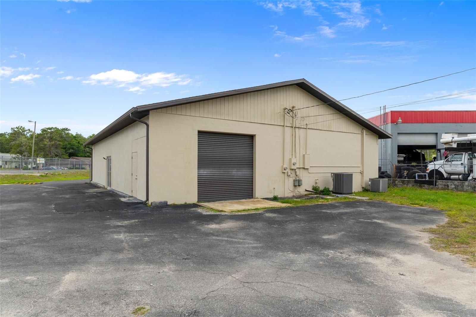 Listing photo id 45 for 2602 Highway 44 W