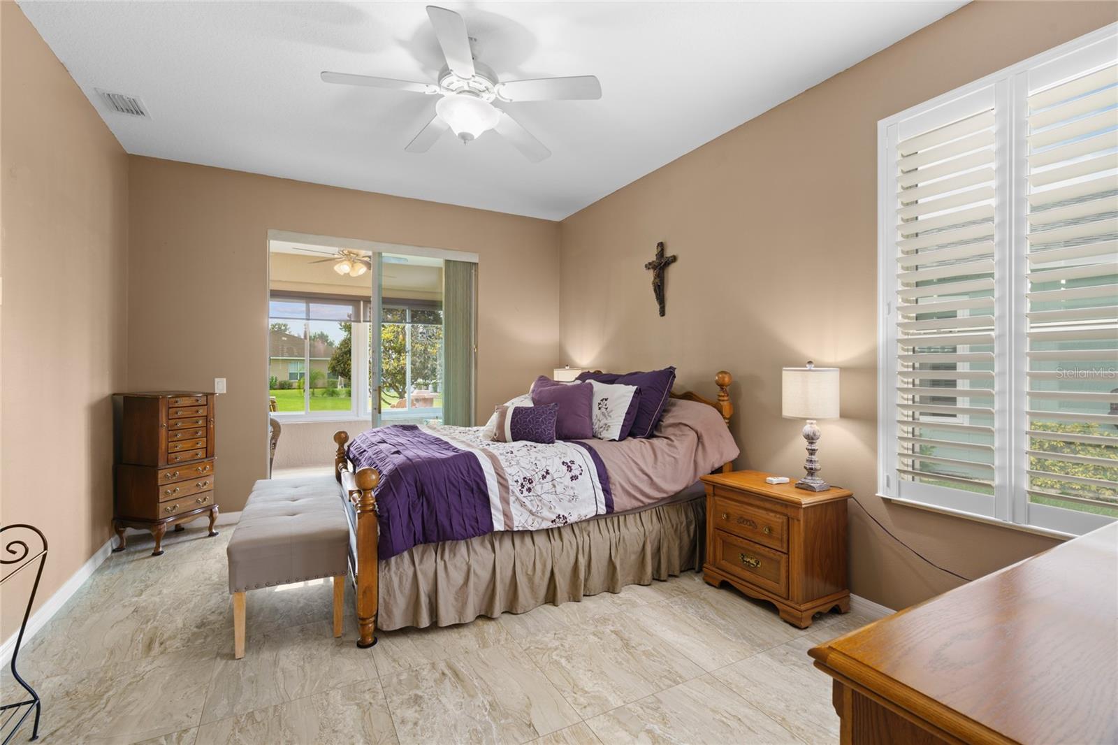 Image 12 of 31 For 15549 11th Terrace Road