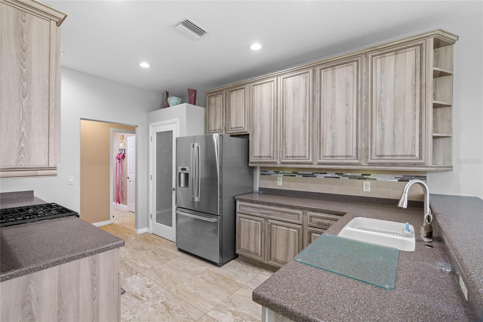 Image 7 of 31 For 15549 11th Terrace Road