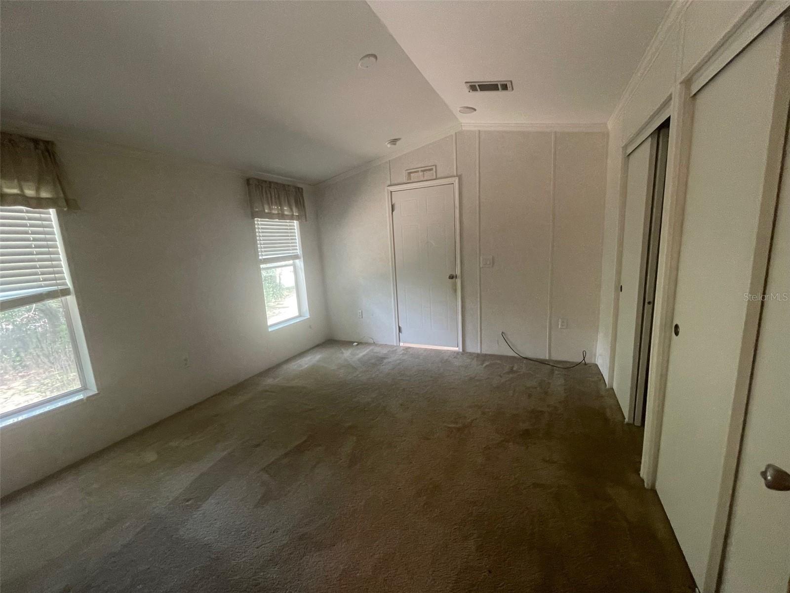Image 7 of 14 For 12660 78th Terrace 13