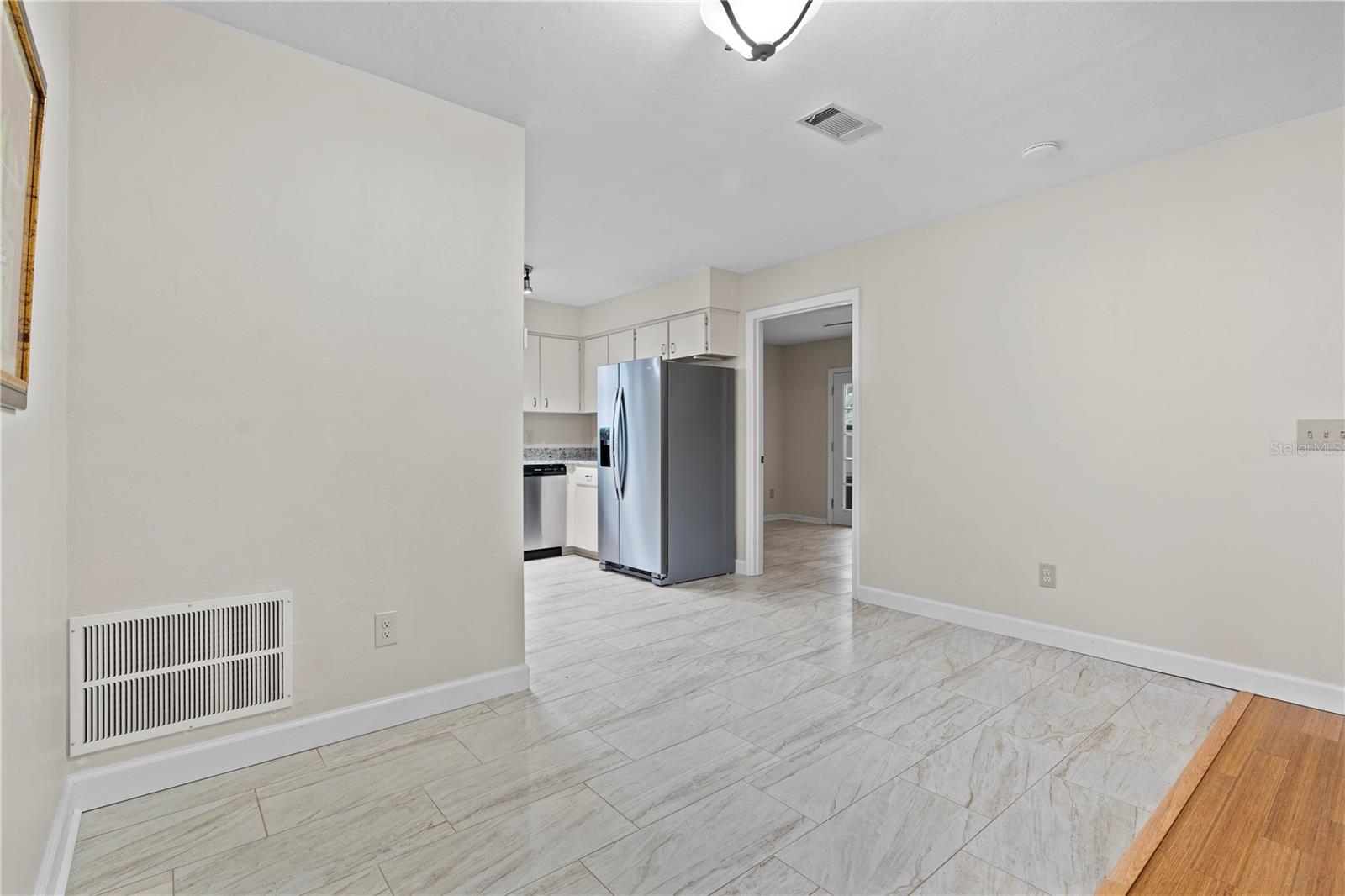 Image 9 of 43 For 2864 40th Avenue