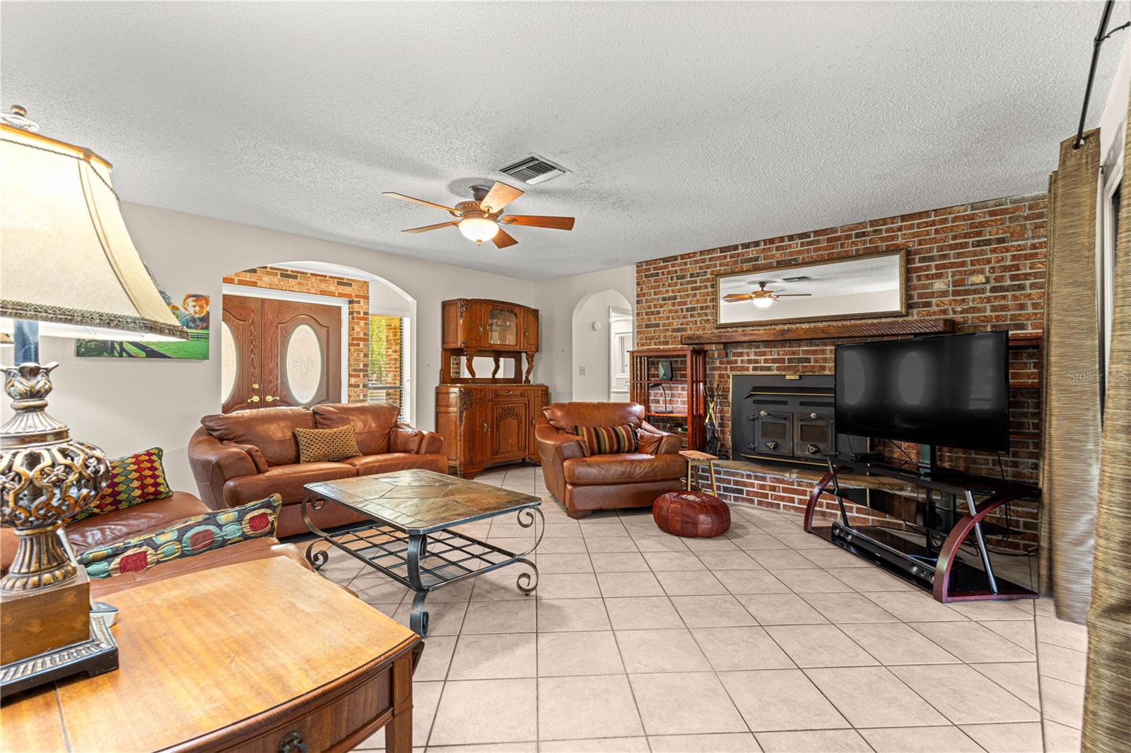 Listing photo id 11 for 40 Wintergreen Way
