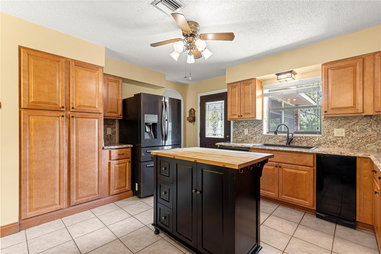 Listing photo id 17 for 40 Wintergreen Way