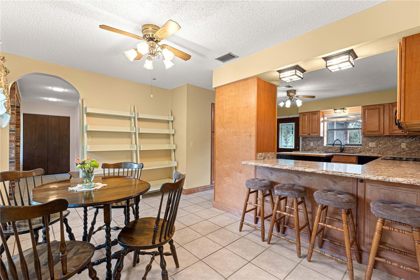 Listing photo id 18 for 40 Wintergreen Way