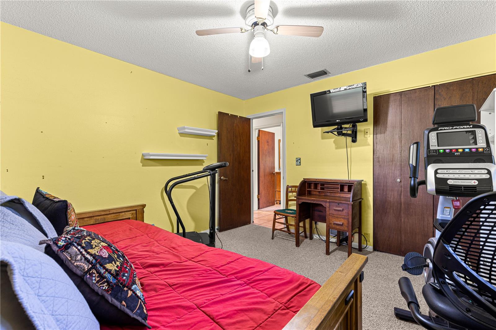 Listing photo id 33 for 40 Wintergreen Way