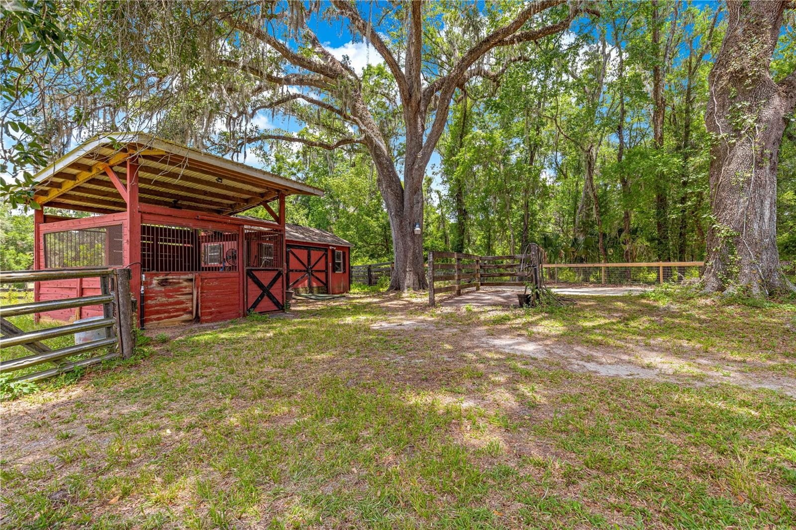 Listing photo id 51 for 40 Wintergreen Way