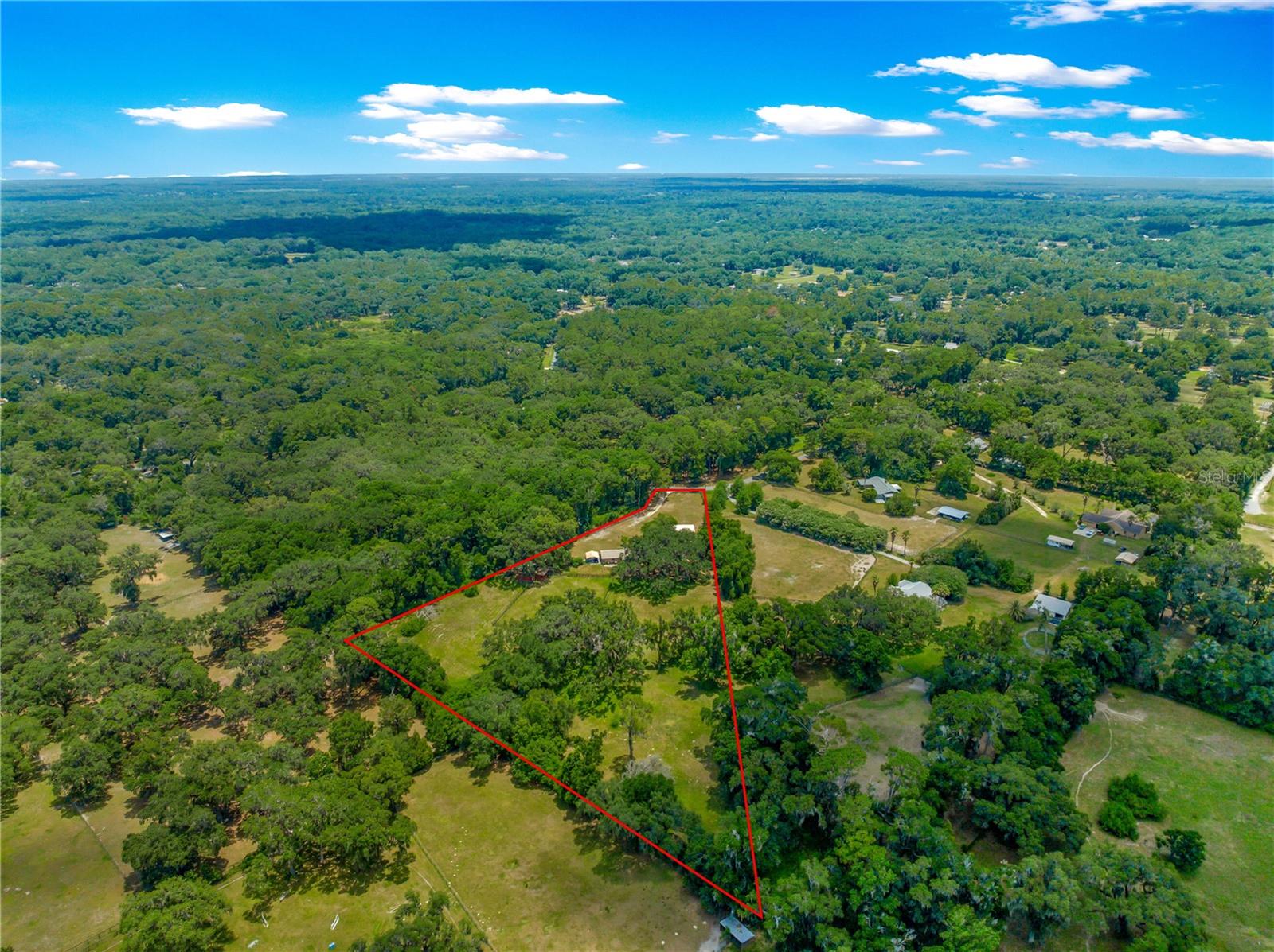 Listing photo id 54 for 40 Wintergreen Way