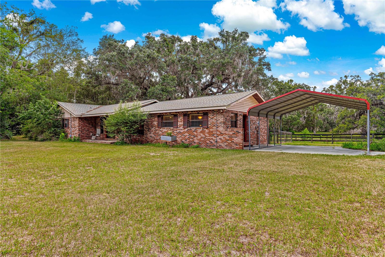 Listing photo id 6 for 40 Wintergreen Way