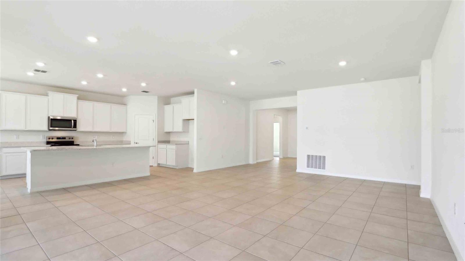 Image 10 of 24 For 5677 46th Drive
