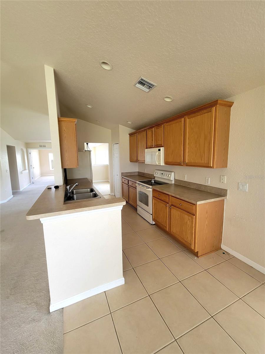 Image 9 of 16 For 4555 52nd Circle 102