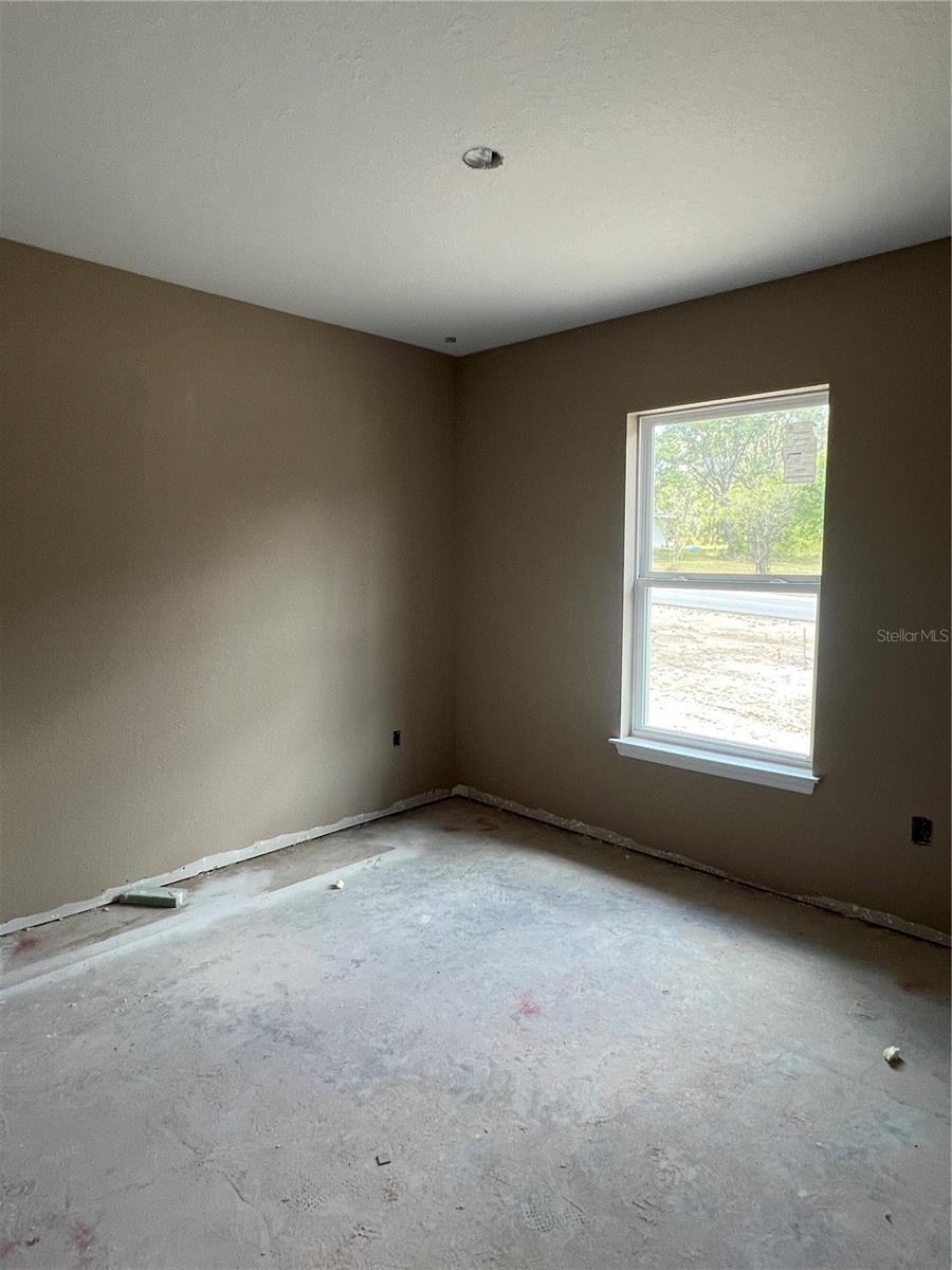 Image 6 of 10 For 21712 Rainbow Lakes Boulevard