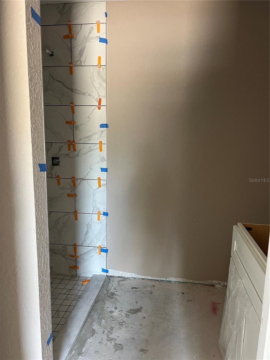 Image 7 of 10 For 21712 Rainbow Lakes Boulevard