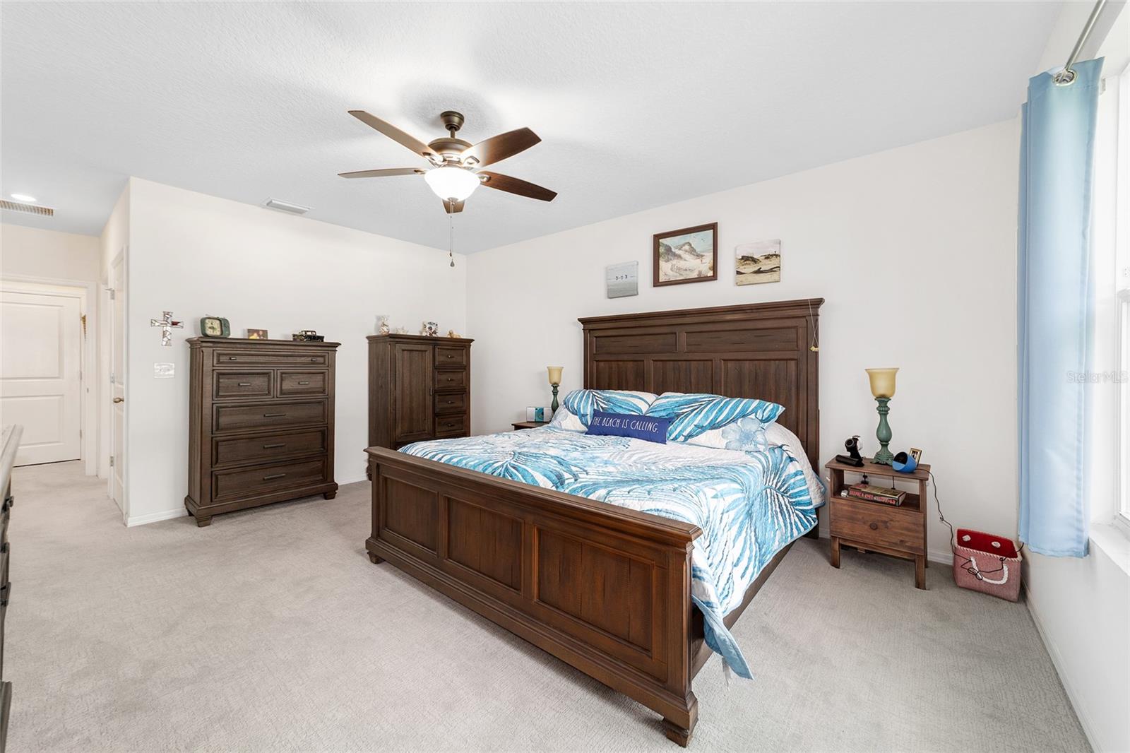 Listing photo id 7 for 2552 42nd Road