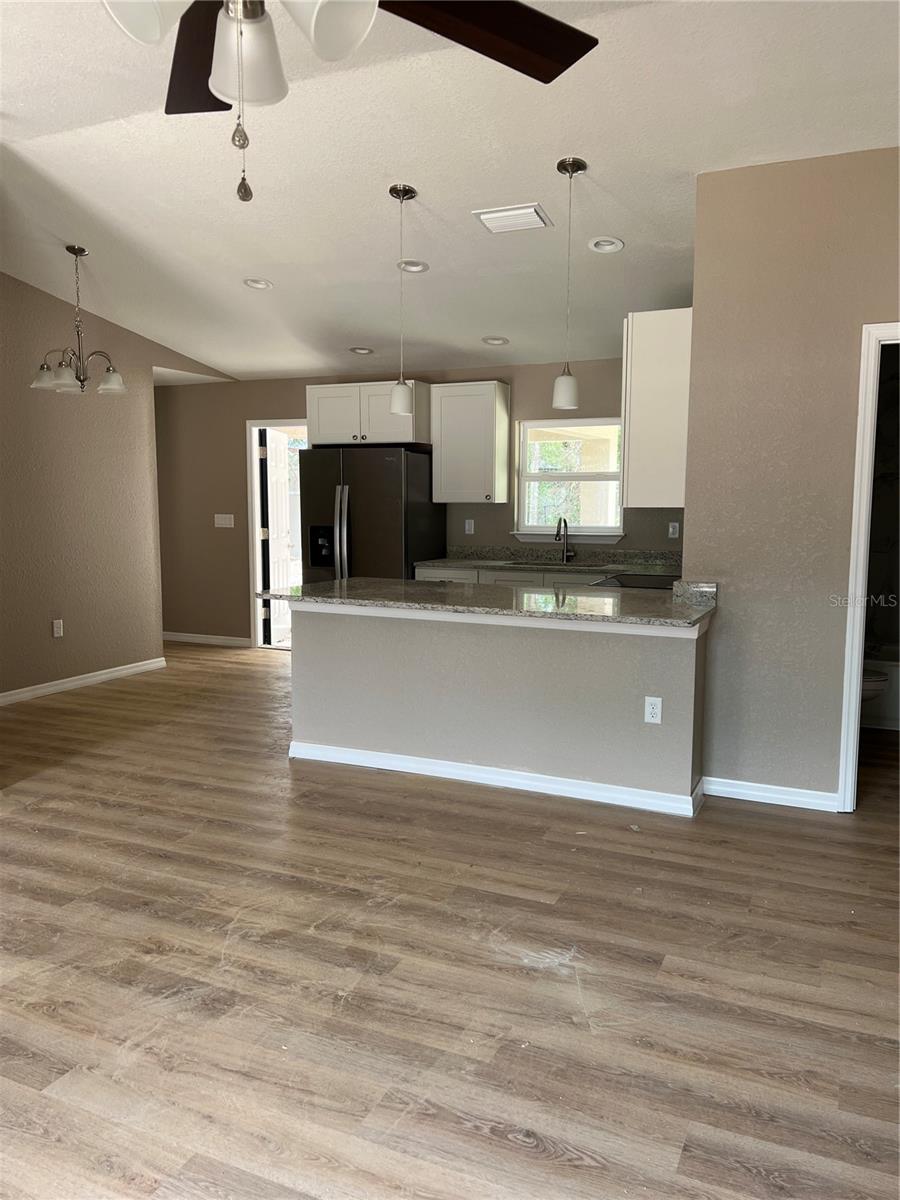 Image 6 of 11 For 10375 126th Lane