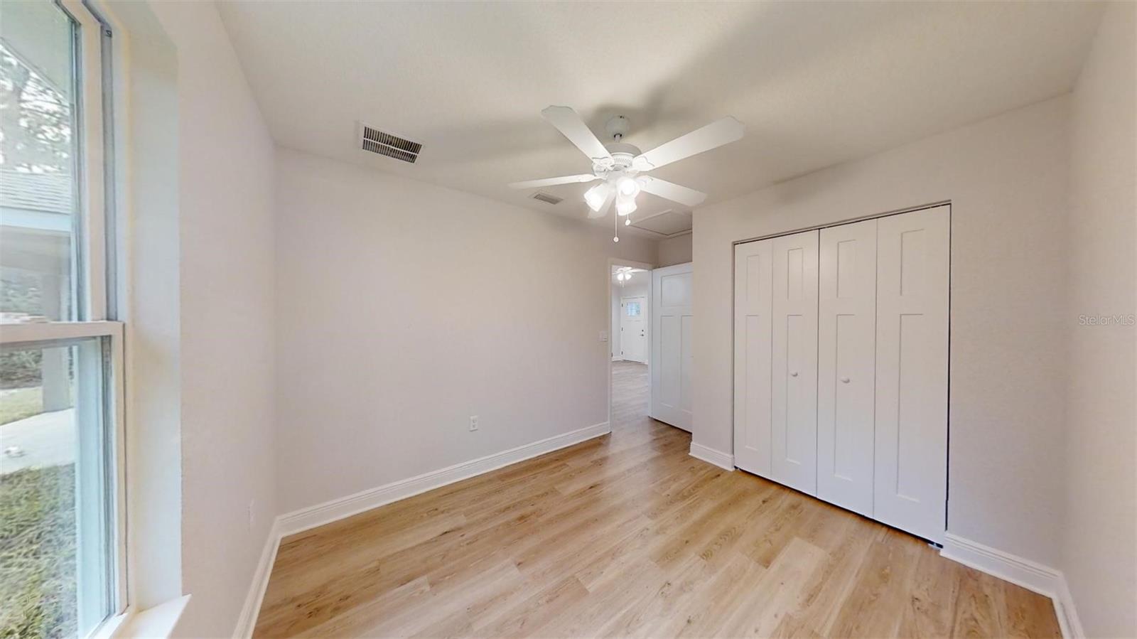 Image 11 of 70 For 23995 Falcon Avenue