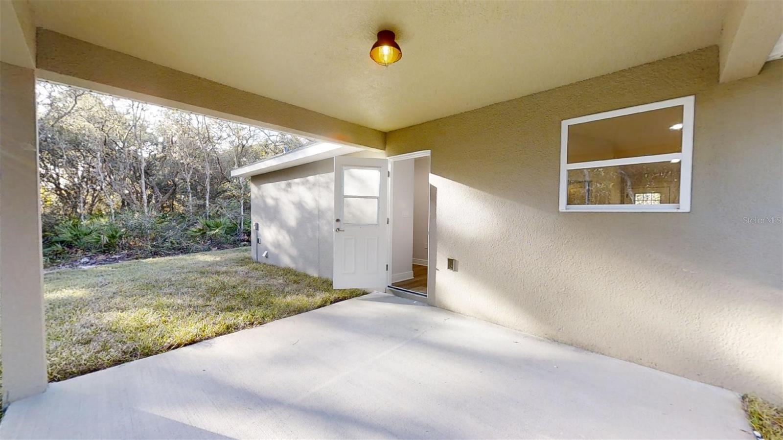 Image 30 of 70 For 23995 Falcon Avenue