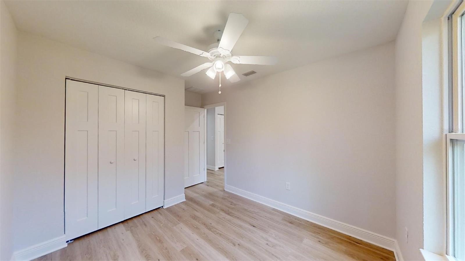 Image 9 of 70 For 23995 Falcon Avenue