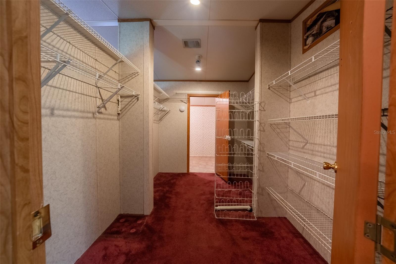 Image 12 of 24 For 5560 38th Street