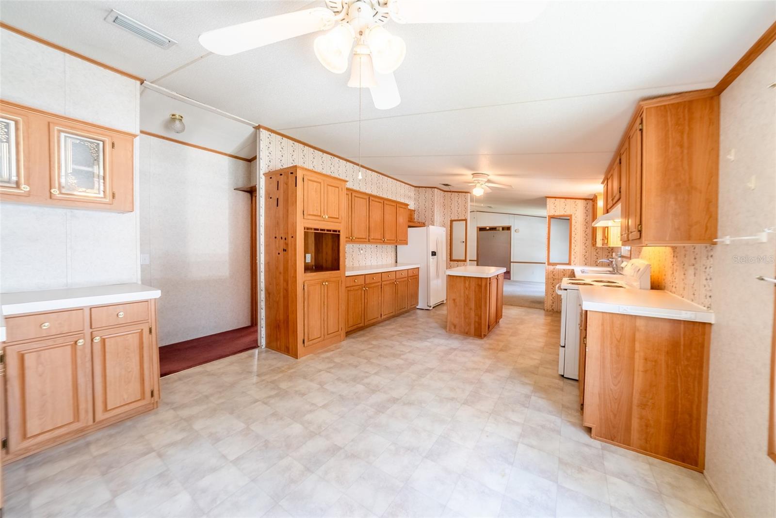 Image 16 of 24 For 5560 38th Street